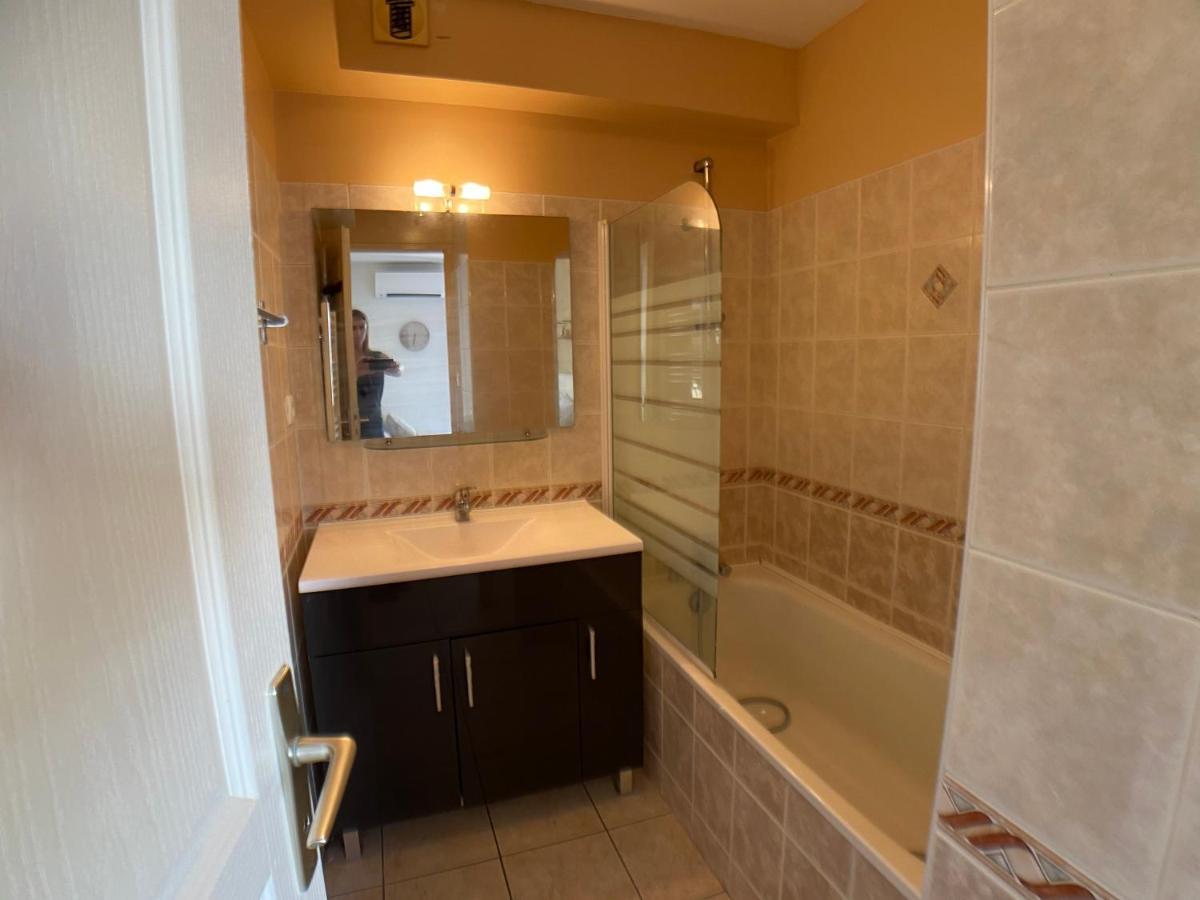 Studio Climatise Et Grande Terrasse Tarbes Centre Экстерьер фото